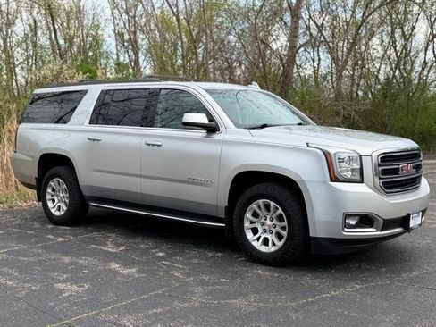 Used 2016 GMC Yukon XL SLE AWD/4WD image 6