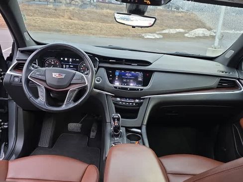 Used 2020 Cadillac XT5 Premium Luxury image 7