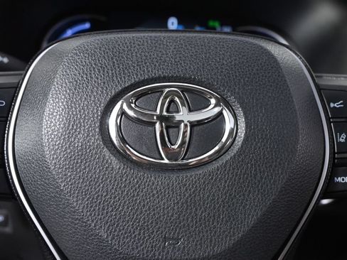 Used 2021 Toyota RAV4 Limited AWD/4WD image 35