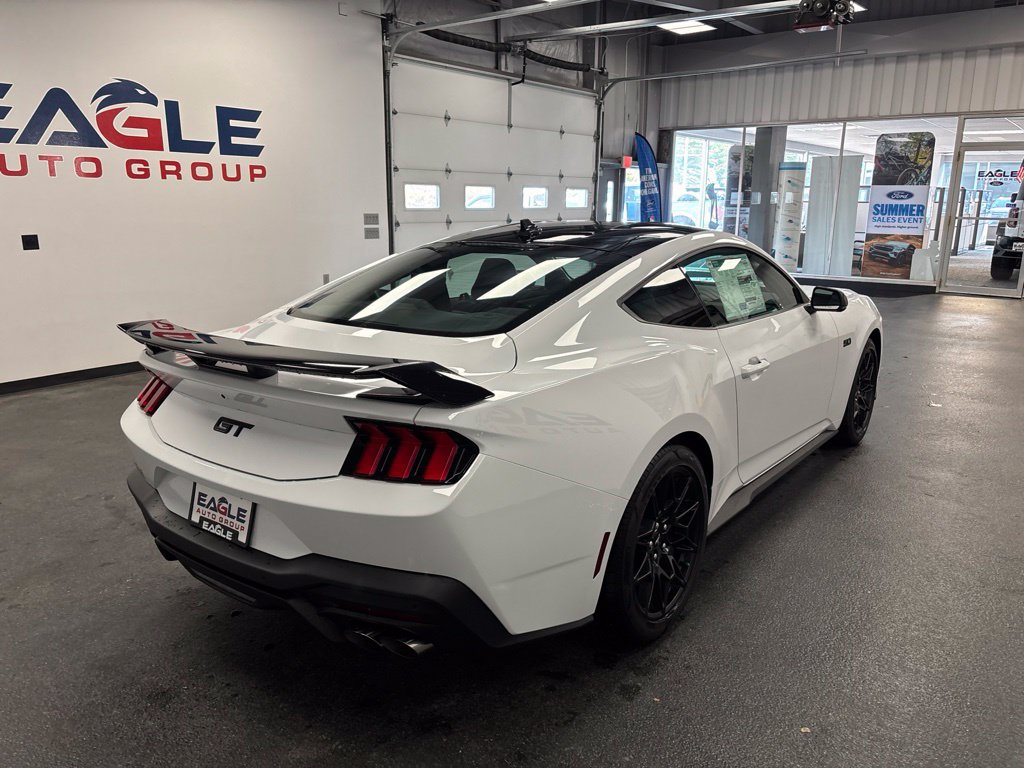New 2026 Ford Mustang GT Premium w/ GT Performance Package RWD image 12