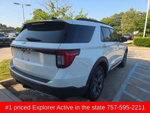 Used 2025 Ford Explorer Active w/ Active Comfort Package AWD/4WD image 5