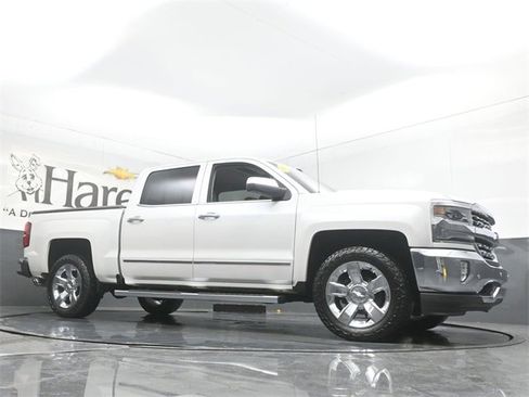 Used 2018 Chevrolet Silverado 1500 LTZ w/ Sport Package image 2
