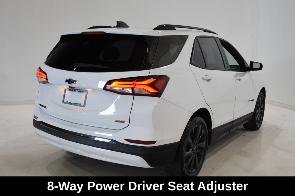 Used 2022 Chevrolet Equinox RS FWD image 4