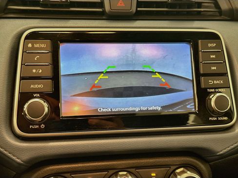 Used 2025 Nissan Versa SV FWD image 23