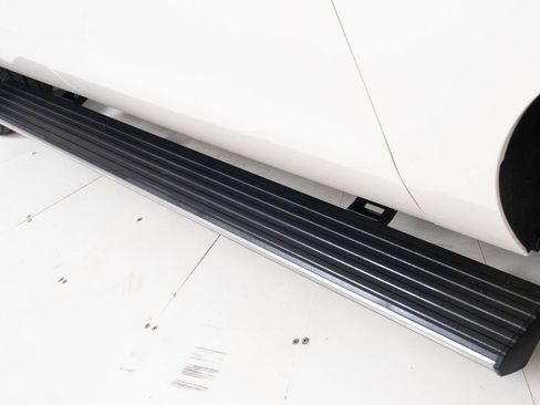 Used 2018 Ford Expedition Limited w/ Equipment Group 301A image 19