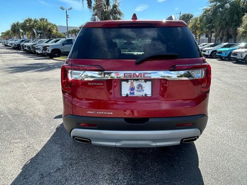 Used 2023 GMC Acadia SLT image 6