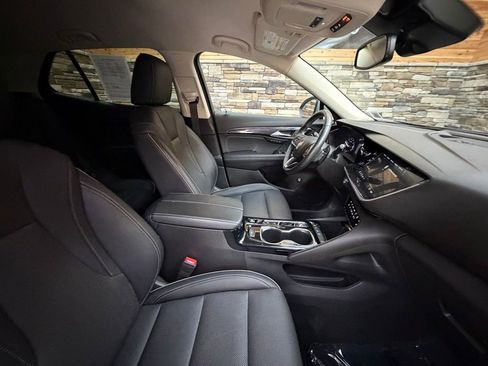 Used 2023 Buick Envision Essence image 13