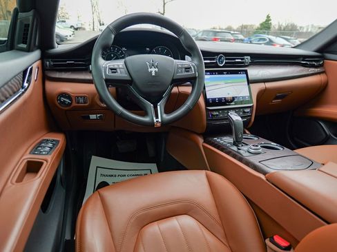 Certified 2023 Maserati Quattroporte Modena Q4 AWD/4WD image 40