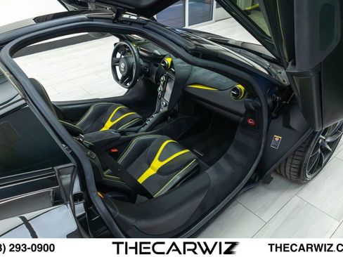 Used 2018 McLaren 720S Performance RWD image 66