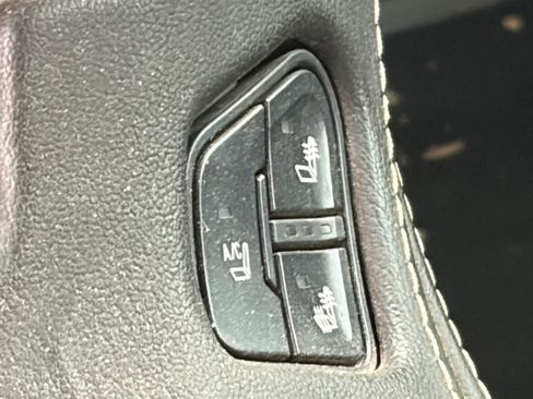 Used 2016 Chevrolet Tahoe LTZ AWD/4WD image 14