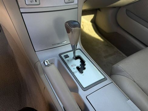 Used 2004 Toyota Solara Coupe FWD image 13