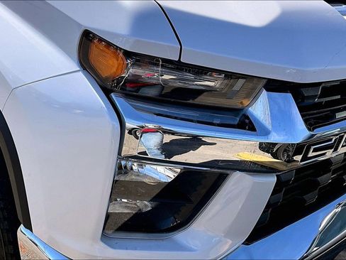 Used 2023 Chevrolet Silverado 3500 LT w/ Remote Start Package image 31