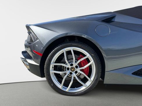 Used 2018 Lamborghini Huracan LP 580-2 RWD image 19