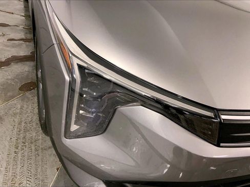 Used 2025 Kia K4 FWD image 26