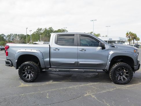 Used 2022 Chevrolet Silverado 1500 RST image 2
