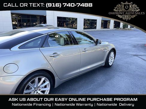Used 2011 Jaguar XJ RWD image 10