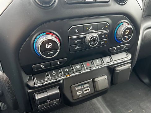 Used 2019 Chevrolet Silverado 1500 LT w/ All-Star Edition AWD/4WD image 51