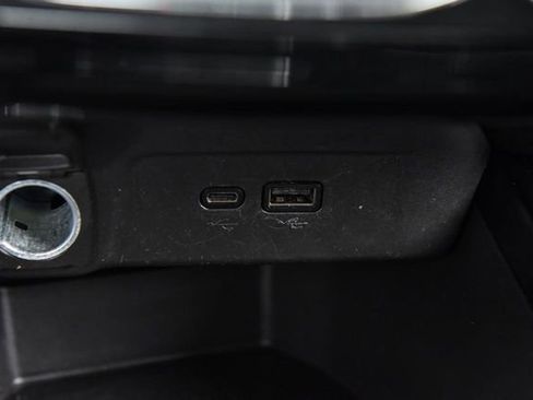 Used 2024 Chevrolet Trax LT image 14