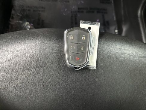 Used 2020 Cadillac XT6 Premium Luxury image 43