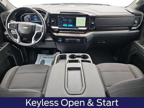 Used 2024 Chevrolet Silverado 1500 LT AWD/4WD image 11