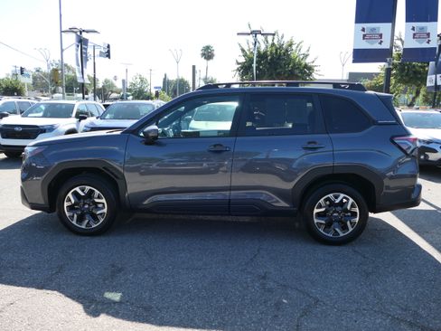 Certified 2026 Subaru Forester Premium AWD/4WD image 2