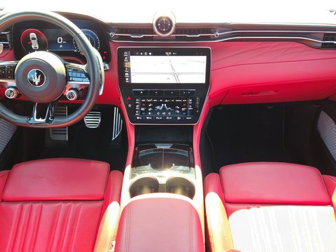 Used 2023 Maserati Grecale Modena image 19