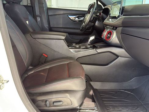 Used 2023 Chevrolet Blazer RS w/ Driver Confidence II Package FWD image 42
