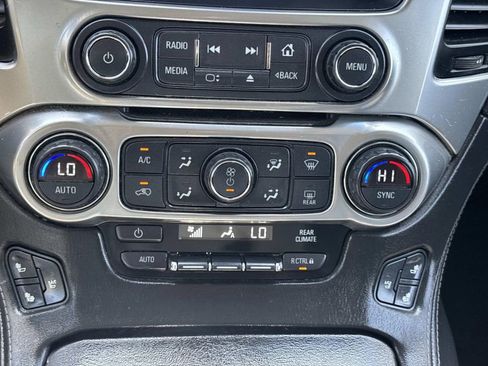 Used 2016 Chevrolet Suburban LTZ image 30