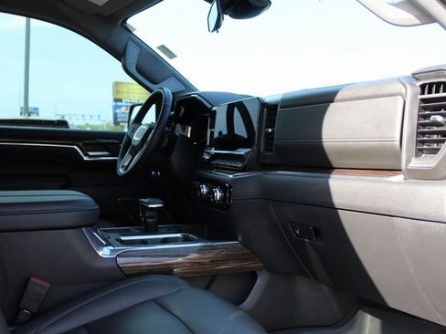 Used 2023 GMC Sierra 1500 Elevation w/ Elevation Premium Package image 20