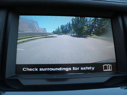 Used 2015 Land Rover LR4 HSE LUX image 25