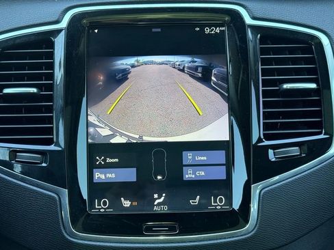 Used 2018 Volvo XC90 T6 Momentum w/ Momentum Plus Package AWD/4WD image 14