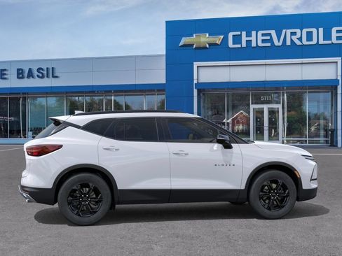 New 2026 Chevrolet Blazer LT AWD/4WD image 5