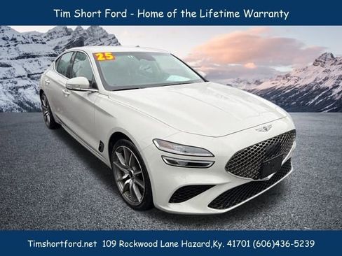 Used 2025 Genesis G70 2.5T image 3