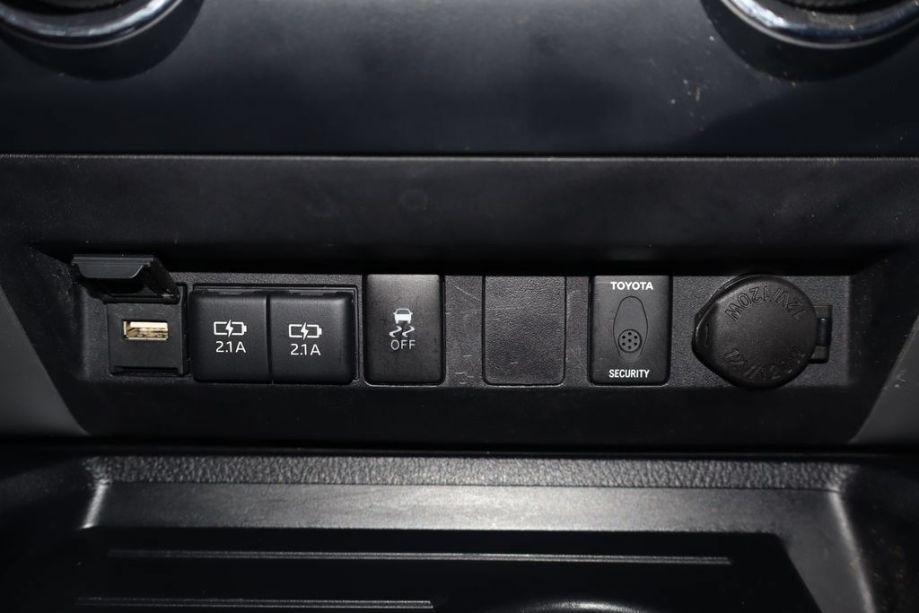 Used 2021 Toyota Tundra TRD Pro AWD/4WD image 30