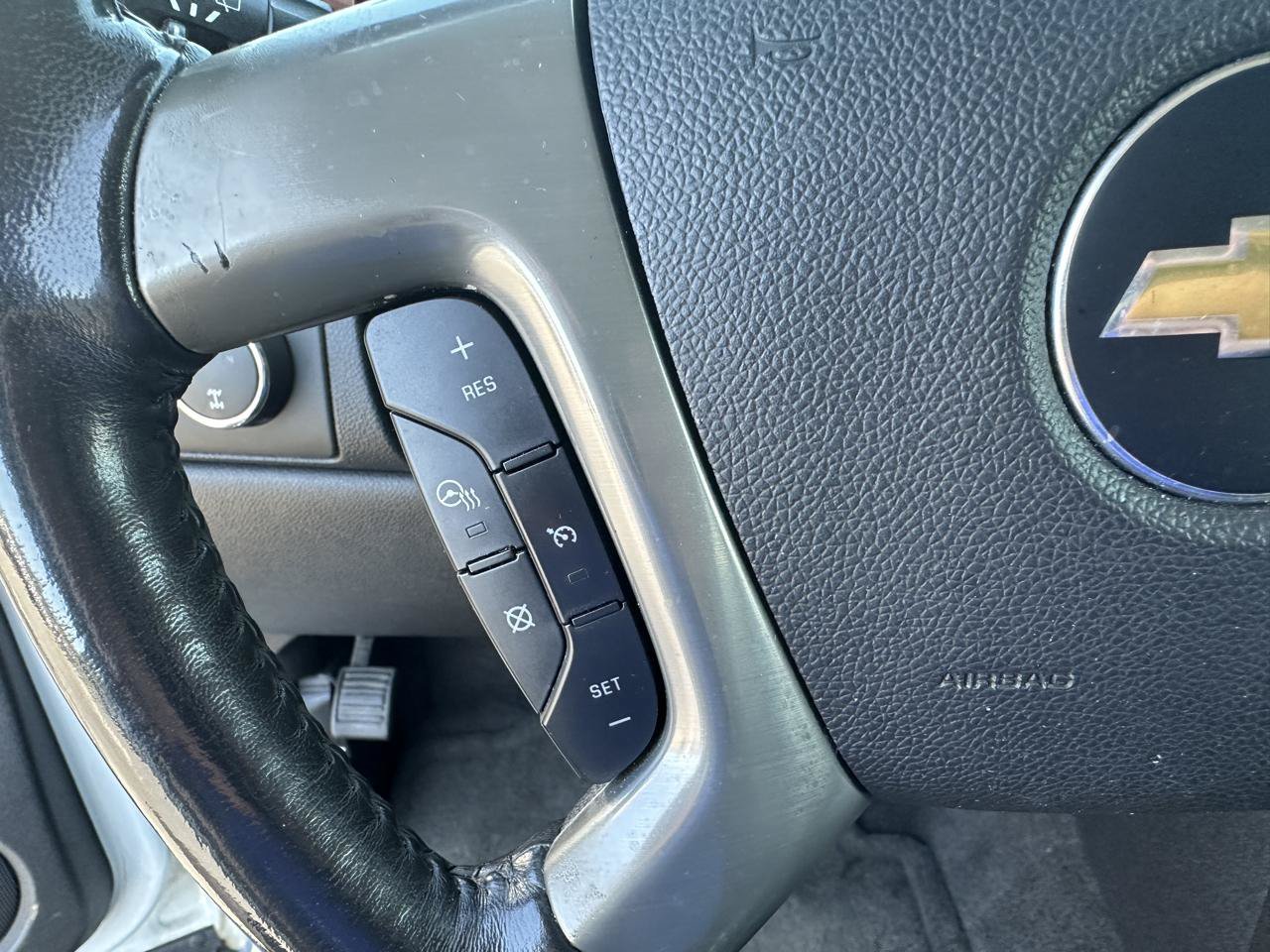 Used 2012 Chevrolet Tahoe LTZ AWD/4WD image 15
