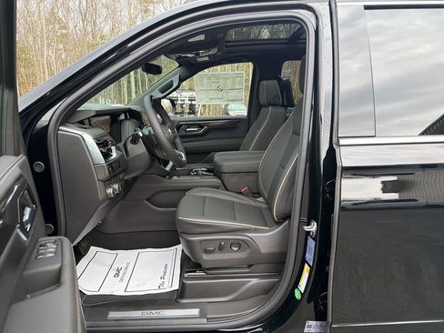 New 2026 GMC Yukon XL Elevation AWD/4WD image 10