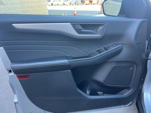 Used 2022 Ford Escape SE w/ Convenience Package image 20