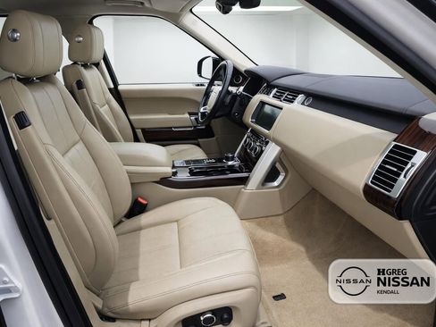 Used 2017 Land Rover Range Rover Supercharged AWD/4WD image 12