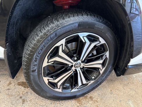 Used 2021 Toyota RAV4 XSE image 14