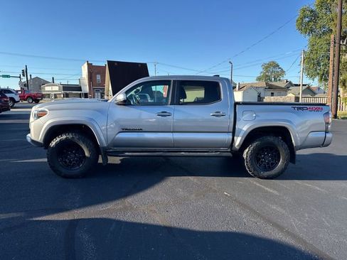 Used 2021 Toyota Tacoma TRD Sport image 4