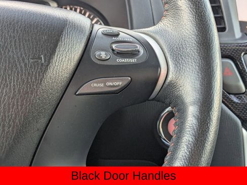 Used 2020 Nissan Pathfinder SL image 18