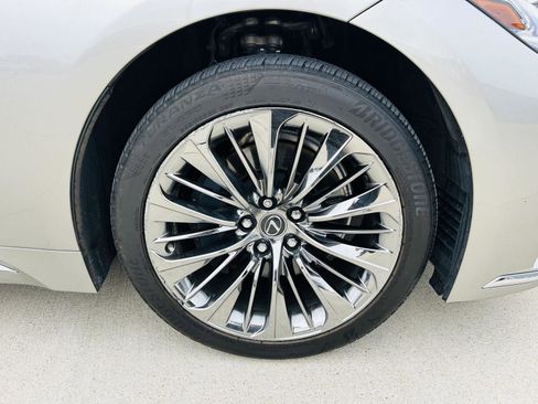 Used 2022 Lexus LS 500 AWD w/ Accessory Package (Z1) image 44