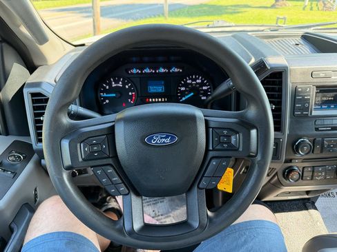 Used 2017 Ford F250 XL w/ Power Equipment Group AWD/4WD image 26