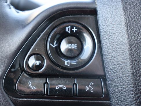 Used 2021 Toyota Prius Prime XLE image 23