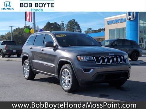 Used 2021 Jeep Grand Cherokee Laredo X image 1