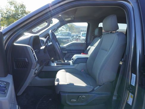 Used 2015 Ford F150 XLT w/ Equipment Group 302A Luxury image 6