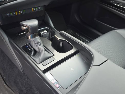 Certified 2023 Lexus ES 350 w/ Premium Package image 28