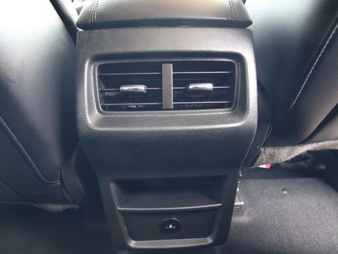 Used 2024 Ford Edge SEL AWD/4WD image 35