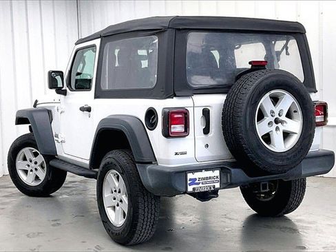Used 2019 Jeep Wrangler Sport image 11