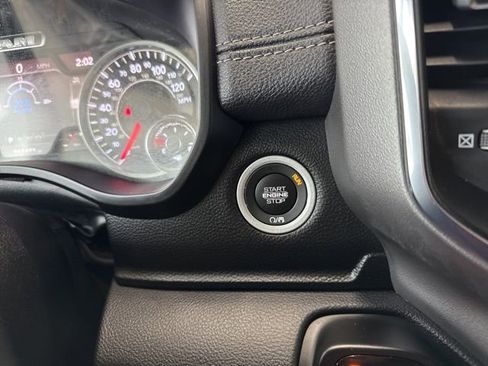 Used 2024 RAM 1500 Laramie AWD/4WD image 26
